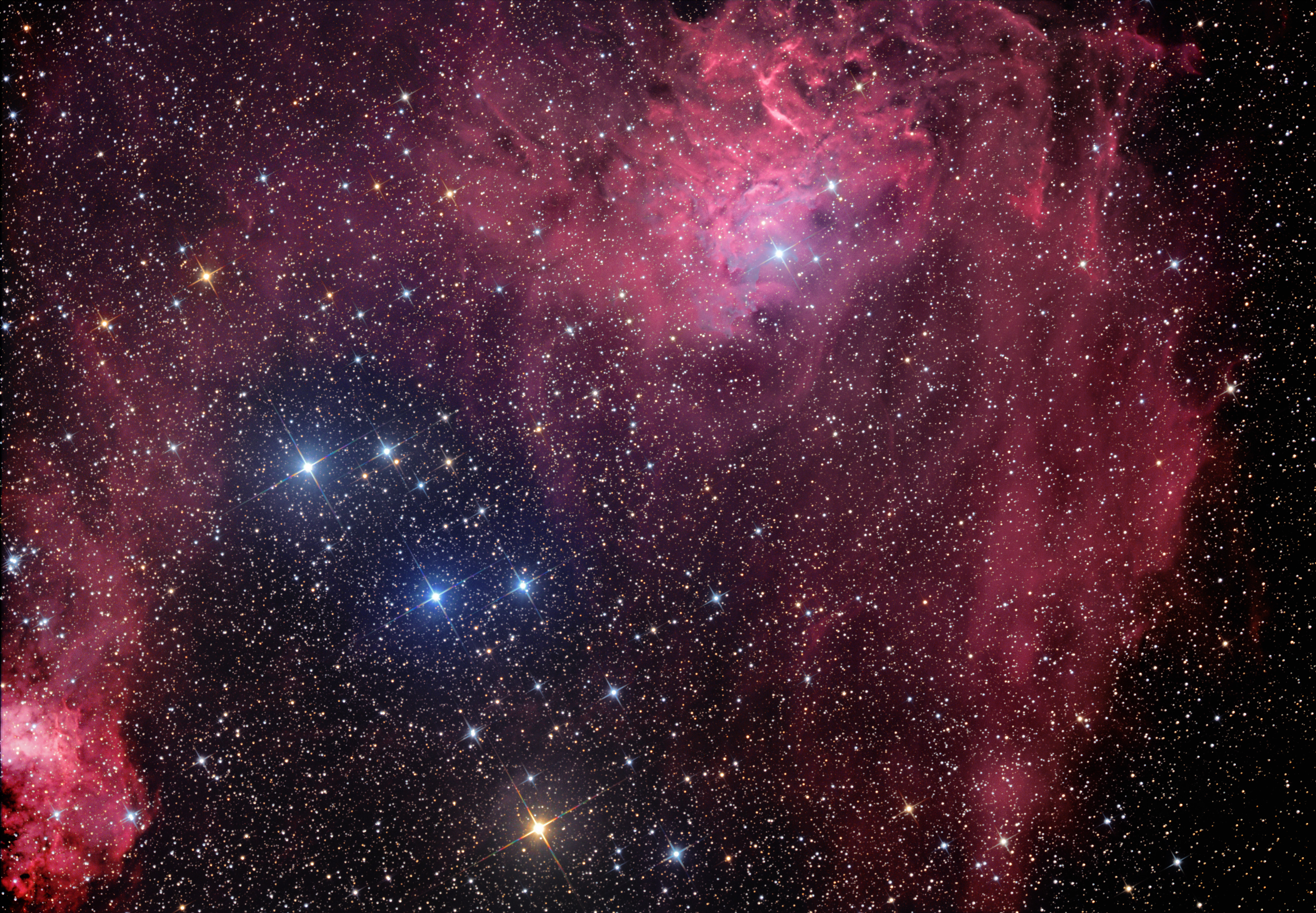 IC 405 Flaming Star Nebula